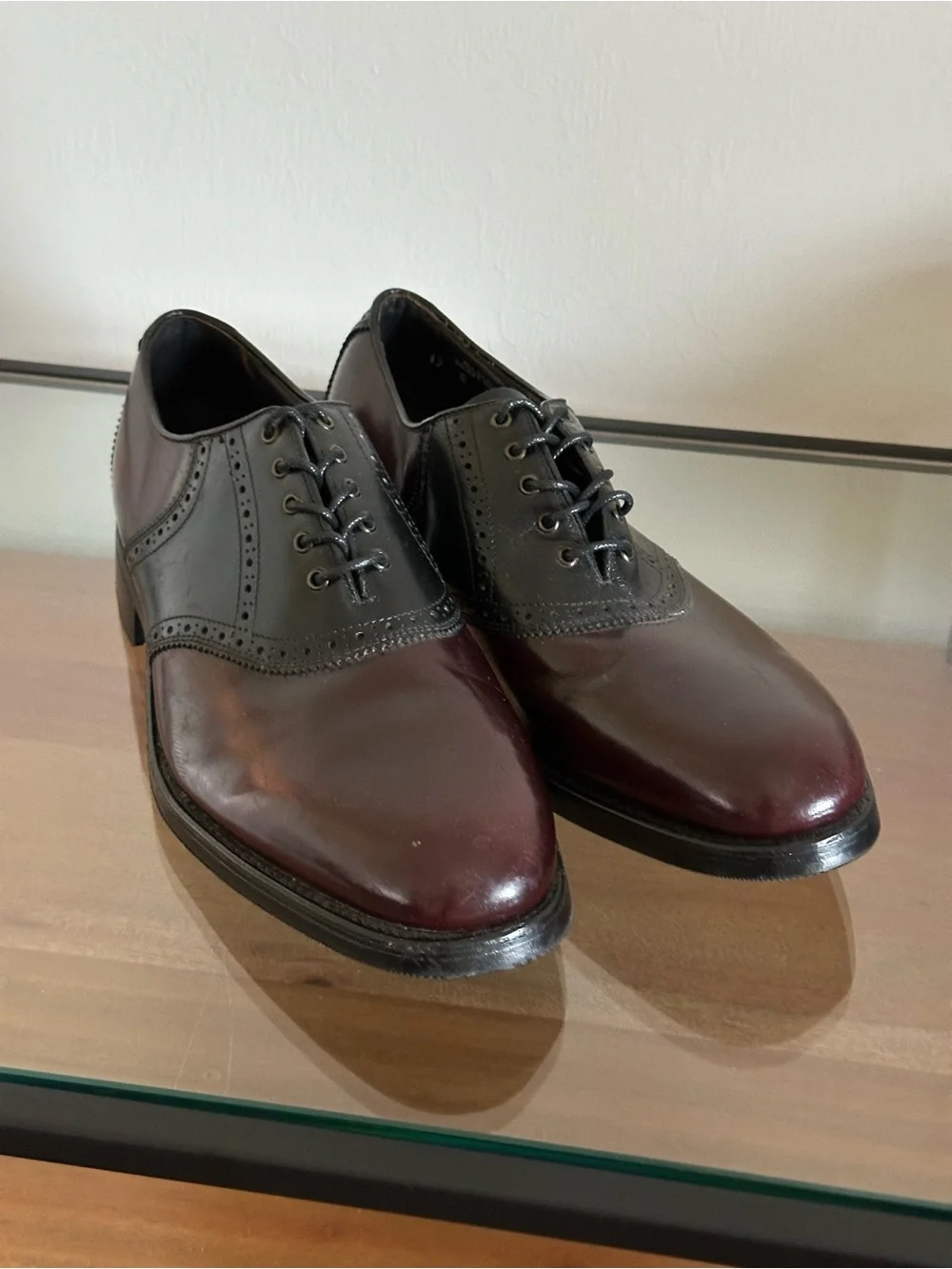 L.L. Bean Men’s Size 13 C Narrow Burgundy Black Leather Oxford Dress Shoe Vibram